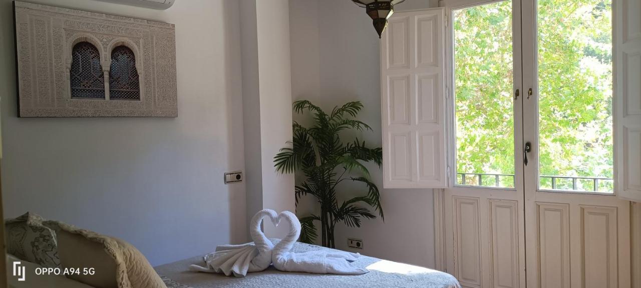 The Nasrid Palace From Your Bed ! Apartment Granada