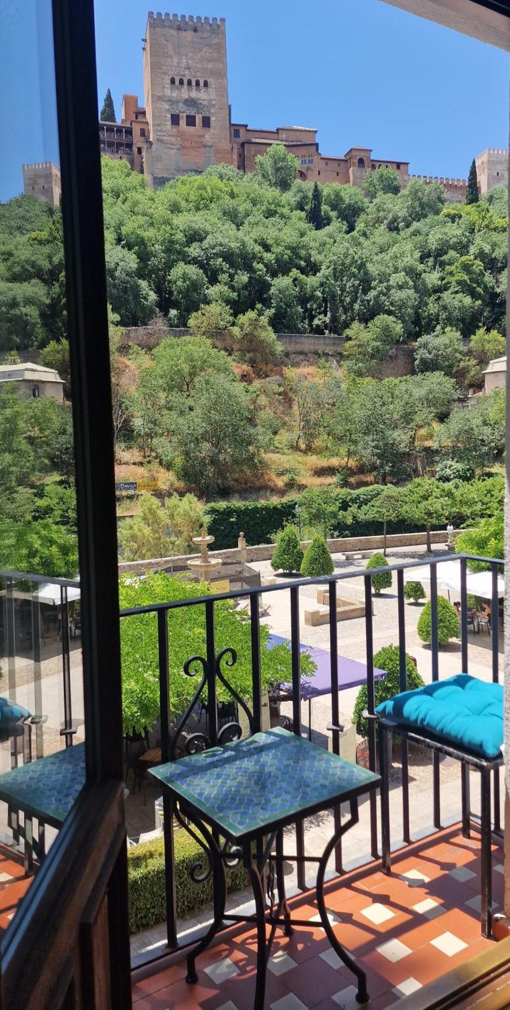 Apartment The Nasrid Palace From Your Bed !