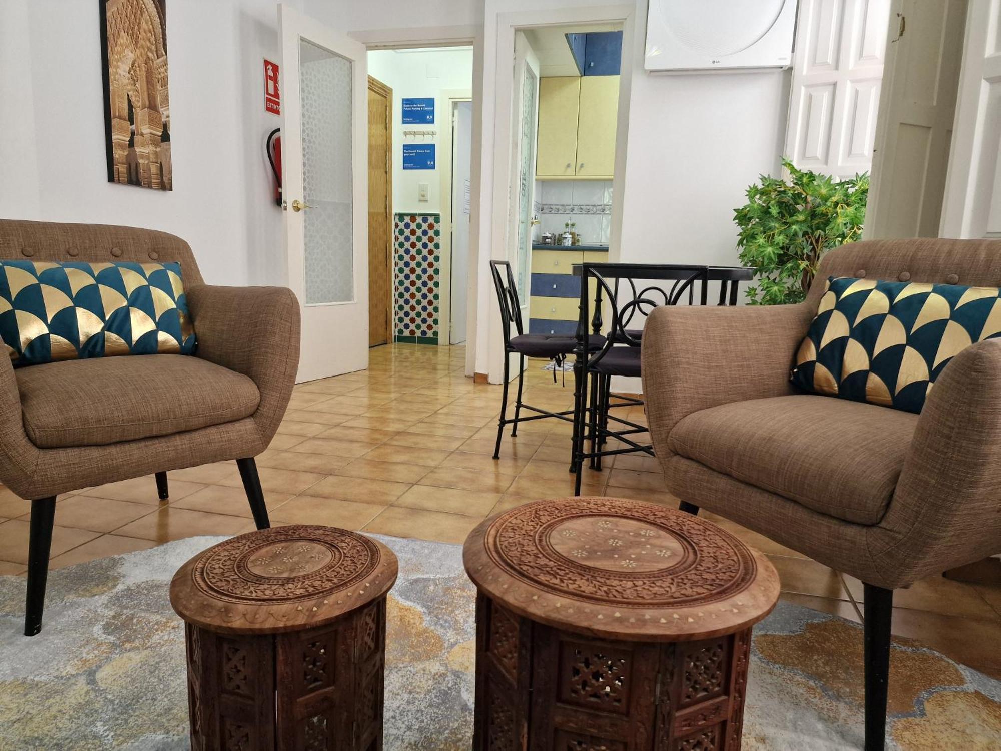 The Nasrid Palace From Your Bed ! Apartment Granada