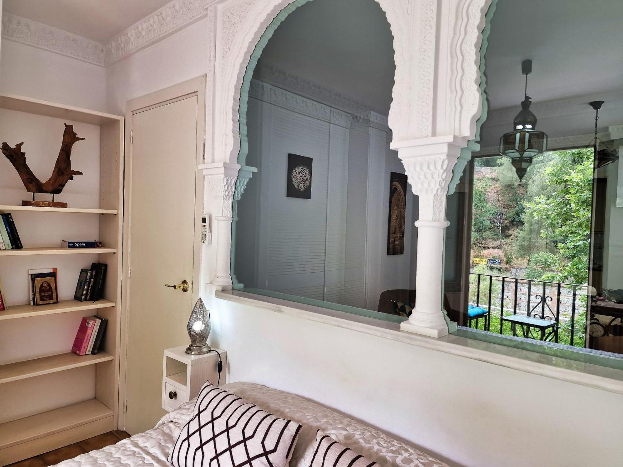 The Nasrid Palace From Your Bed ! Granada
