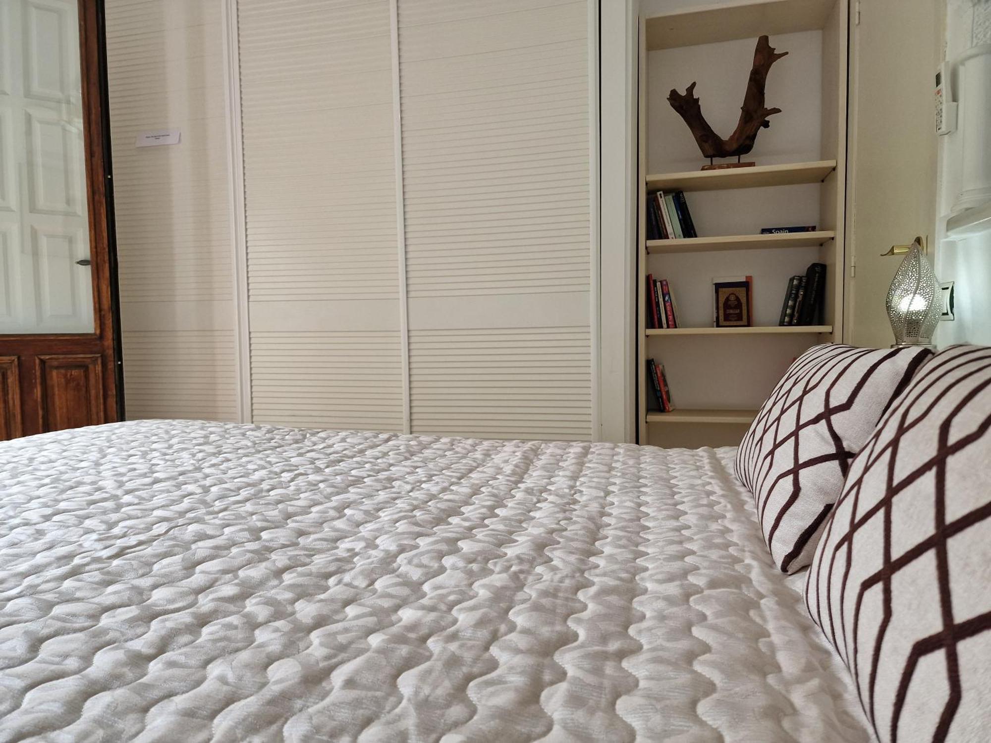 The Nasrid Palace From Your Bed !